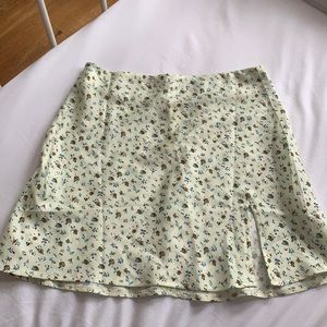 pastel yellow mini skirt